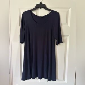 Navy Eileen Fisher Tunic. Size Small